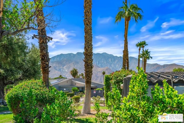 2602 N Whitewater Club Drive, Palm Springs CA: https://media.crmls.org/mediaz/bc6069d4-00d0-48f8-9c09-979eb7f72bc4.jpg