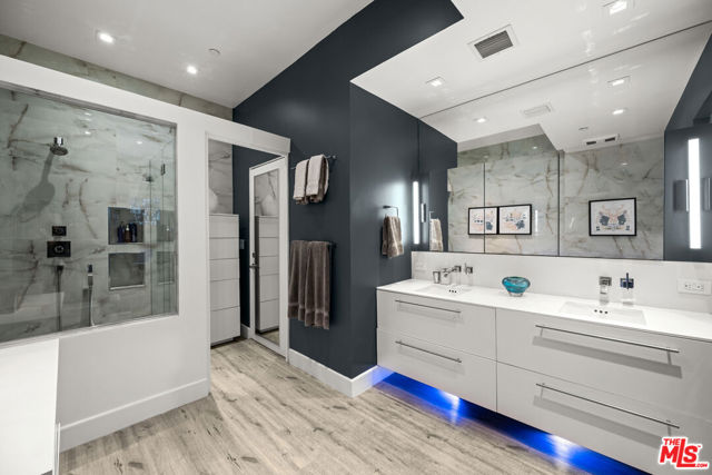 MLS #25615433 image #16