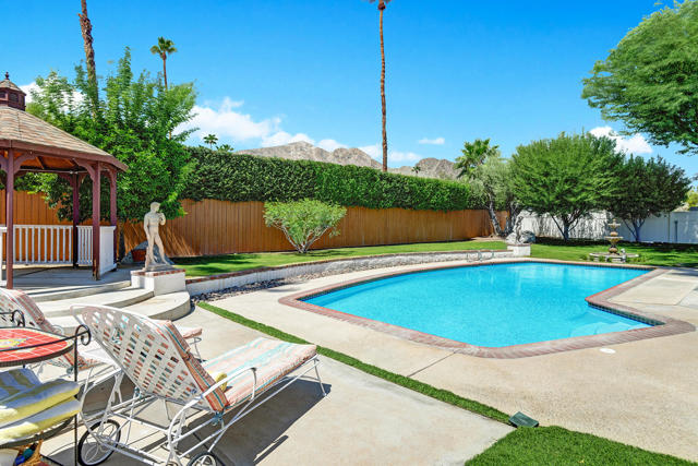 71433 Estellita Drive, Rancho Mirage CA: https://media.crmls.org/mediaz/bc6144c2-b09c-4746-844e-c2abfa7f43d2.jpg