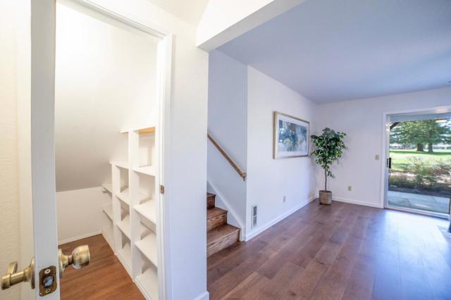 4652 Fairway Drive, Rohnert Park CA: https://media.crmls.org/mediaz/bc622116-7345-48a4-92e5-ba8036e5dc8a.jpg