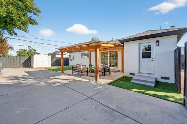 5602 Meridian Avenue, San Jose CA: https://media.crmls.org/mediaz/bc6262a9-8d48-4bba-8bd3-0cd69de56b2f.jpg