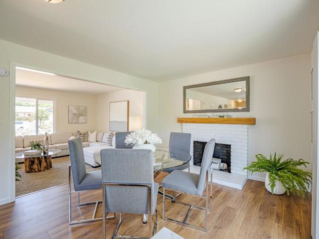 917 Sir Francis Avenue, Capitola CA: https://media.crmls.org/mediaz/bc6263f4-6f99-4782-96dd-a58192194a22.jpg