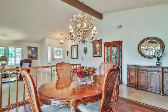3616 Pebble Place, Newbury Park CA: https://media.crmls.org/mediaz/bc634946-37be-48d0-9c16-be5a1b1bffd1.jpg