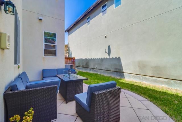 2235 Old Barn Lane, Chula Vista CA: https://media.crmls.org/mediaz/bc6591a2-4ef1-49c1-b635-1b749beaac90.jpg