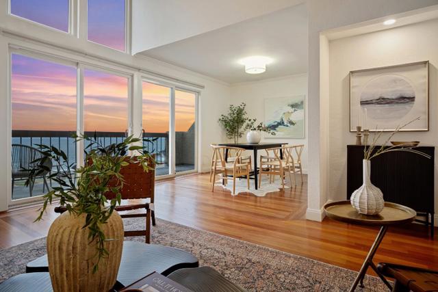 445 Roberts Road, Pacifica CA: https://media.crmls.org/mediaz/bc662265-3c91-43fd-b7a2-d8dfedb74233.jpg