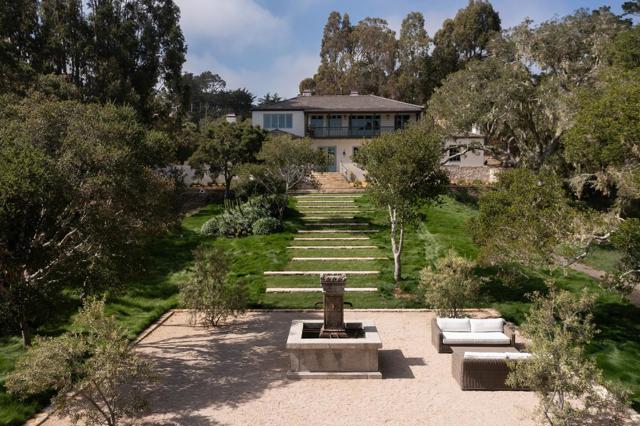 1522 Riata Road, Pebble Beach CA: https://media.crmls.org/mediaz/bc662b0e-4daa-4c37-bb10-a3e1f2607b1e.jpg