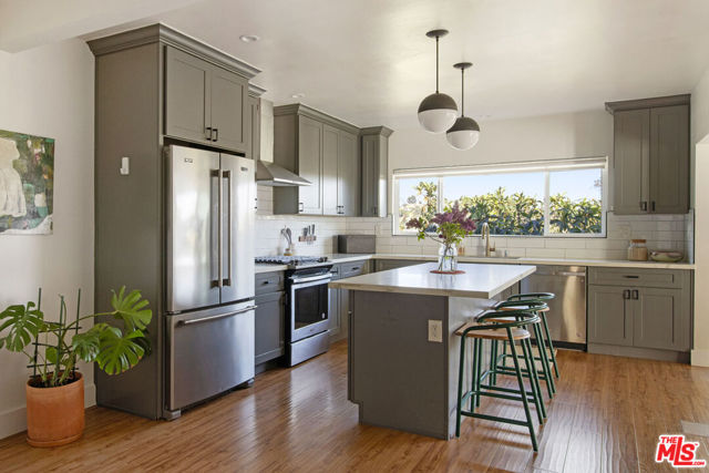 3921 Wawona Street, Los Angeles CA: https://media.crmls.org/mediaz/bc66a2c3-a20e-43bf-a811-f0fb3dae7bec.jpg