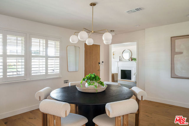 4405 Springdale Drive, Los Angeles CA: https://media.crmls.org/mediaz/bc679714-1791-47fb-ab0b-c35d8752cb8b.jpg