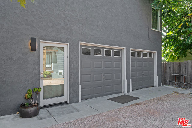 2136 Lemoyne Street, Los Angeles CA: https://media.crmls.org/mediaz/bc67a27b-78dd-423e-b38f-67e948e993f4.jpg