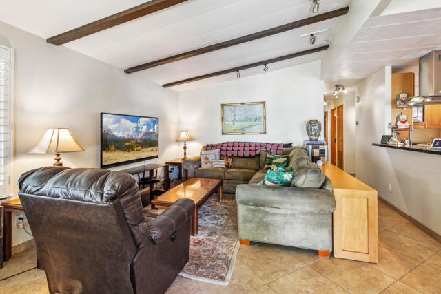 1128 Via Grande, Cathedral City CA: https://media.crmls.org/mediaz/bc68055e-ed4b-481a-aefb-de25f2fd25c6.jpg