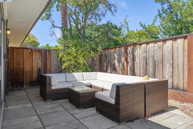 3767 Gainsborough Dr, Concord CA: https://media.crmls.org/mediaz/bc68bcc0-5518-4b69-a4ec-c50495e1fd19.jpg