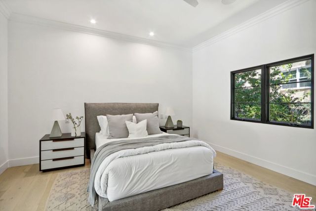 4261 Temma Court, Calabasas CA: https://media.crmls.org/mediaz/bc697b42-dfdb-49c5-81bc-47f371abc865.jpg