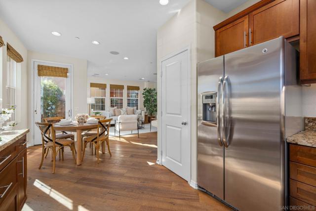 Image 12 of 48 For 3595 Glen Ave