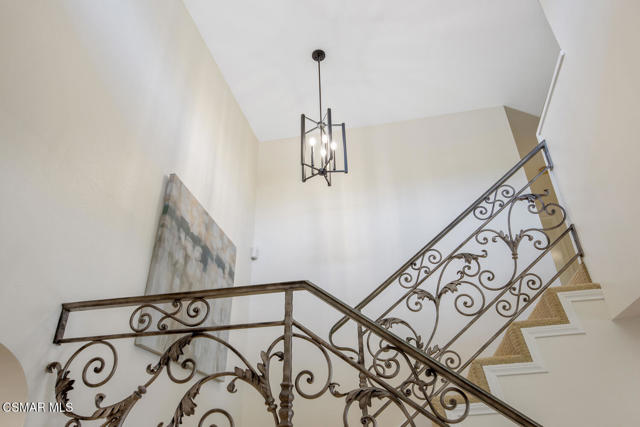 3901 Via Verde, Thousand Oaks CA: https://media.crmls.org/mediaz/bc69de03-58ec-4f91-b68b-bc091f97425e.jpg