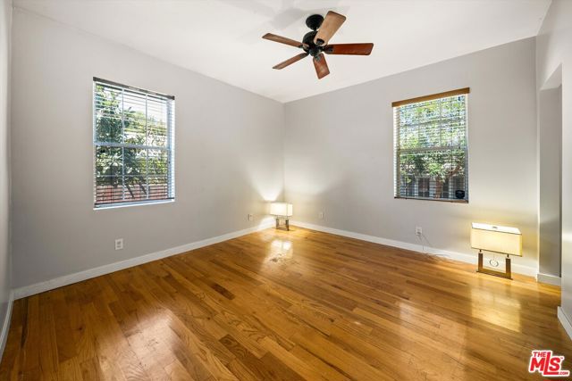 1404 N Hoover Street, Los Angeles CA: https://media.crmls.org/mediaz/bc6ae505-106f-4221-8953-48ac1a25c134.jpg