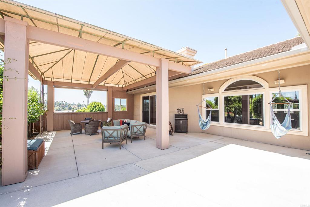 1130 Melrose Way - photo 5