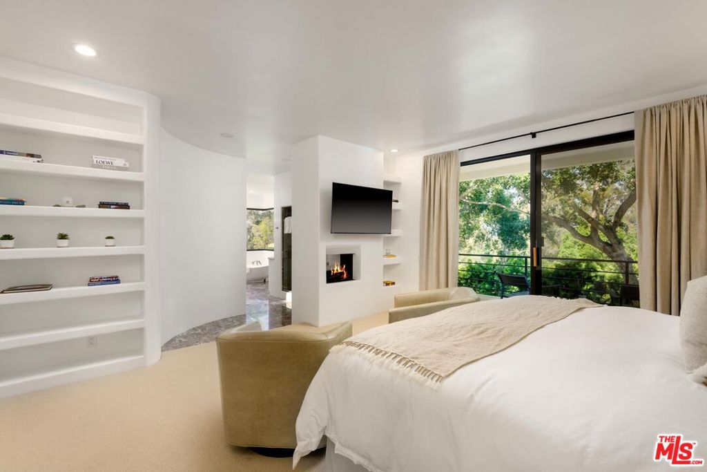 MLS #25560873 img 11