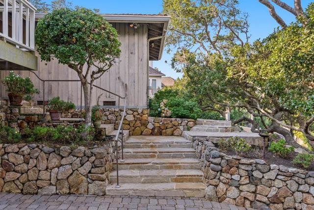 176 Sonoma Lane, Carmel CA: https://media.crmls.org/mediaz/bc6c0ff4-01c8-4d1c-8d47-f02b51422401.jpg