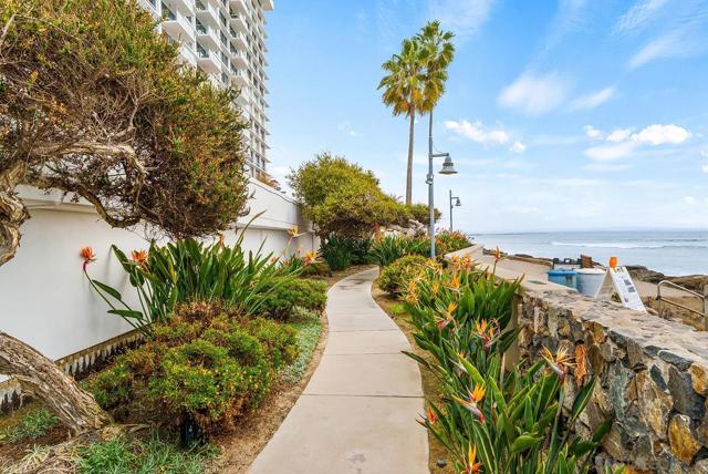 1830 Avenida del Mundo, Coronado, California 92118, 2 Bedrooms Bedrooms, ,2 BathroomsBathrooms,Condominium,For Sale,Avenida del Mundo,250000295SD