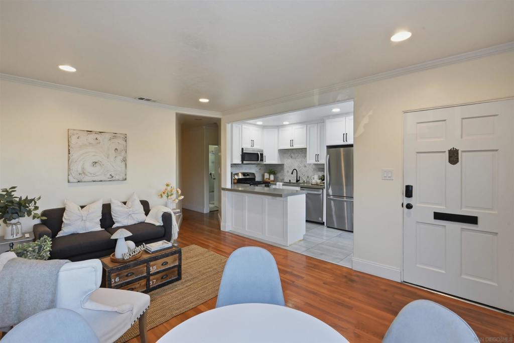 2036 Lincoln - photo 10