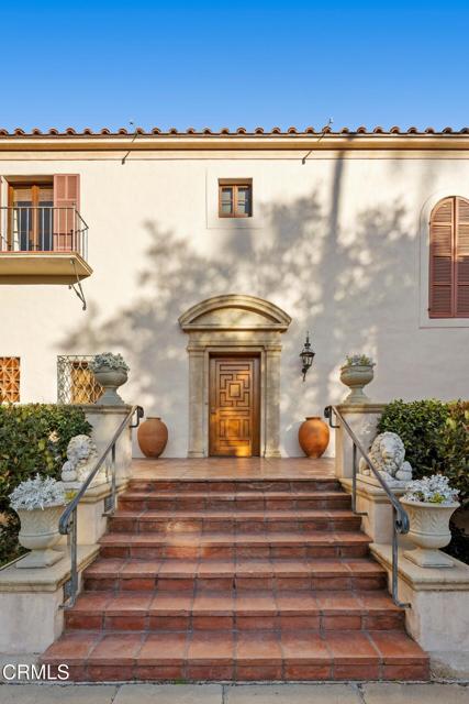 Detail Gallery Image 7 of 39 For 262 S San Rafael Ave, Pasadena,  CA 91105 - 6 Beds | 5/6 Baths