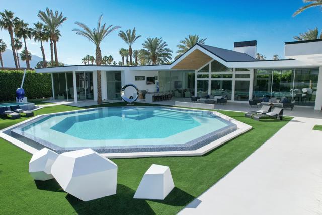 1 Makena Lane, Rancho Mirage CA: https://media.crmls.org/mediaz/bc6f4d3a-4a86-44b6-aeaa-1e8699c58aa4.jpg