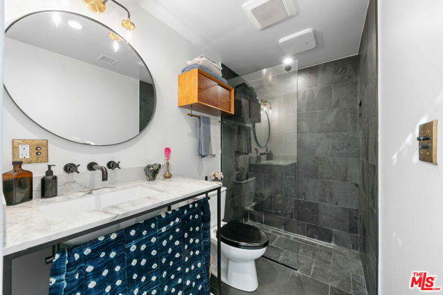 2727 Corral Canyon Road, Malibu CA: https://media.crmls.org/mediaz/bc6f8213-ce54-432c-9ad6-32fab714333e.jpg