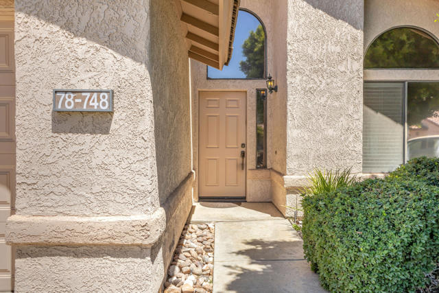 78748 Via Sonata, La Quinta CA: https://media.crmls.org/mediaz/bc7063bf-c363-40c5-a5ed-3bfa7bf712a9.jpg