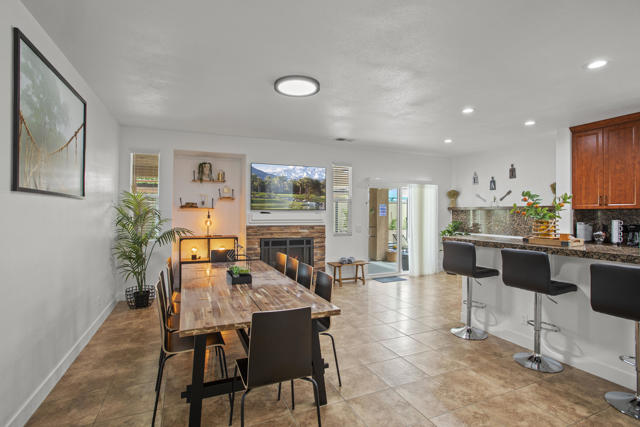 Image 15 of 33 For 83684 San Mateo Avenue
