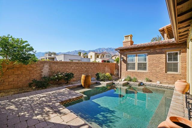 4449 Esplanade Lane, Palm Springs CA: https://media.crmls.org/mediaz/bc724945-637c-45bc-a049-0d1f686ef98f.jpg