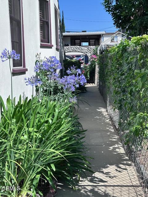 205 W Grand Avenue, Alhambra CA: https://media.crmls.org/mediaz/bc7252de-f9c4-4aef-9f52-dfde5a028f34.jpg