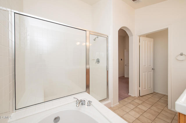 2844 Capella Way, Thousand Oaks CA: https://media.crmls.org/mediaz/bc725c48-5929-4875-855b-c4aa6a11f0fb.jpg