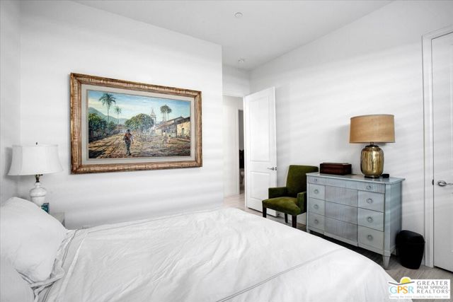 24 Zinfandel, Rancho Mirage CA: https://media.crmls.org/mediaz/bc728bd2-a64b-4c79-a1de-133c36bc64f7.jpg