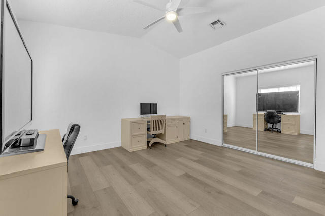 82210 Vandenberg Drive, Indio CA: https://media.crmls.org/mediaz/bc72c8bc-218e-4155-b388-ae4070c5d9a6.jpg