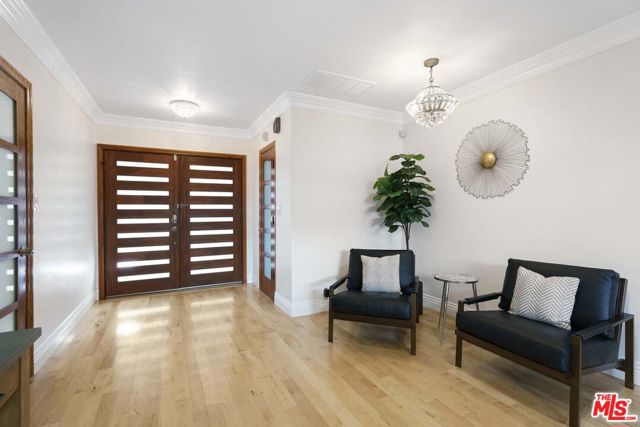 2700 Coolidge Avenue, Los Angeles CA: https://media.crmls.org/mediaz/bc733205-1f07-4bed-bd1c-413a511671bb.jpg