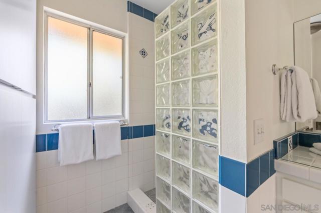 2506 Via Merano, Del Mar CA: https://media.crmls.org/mediaz/bc73ef87-68f3-4921-80e1-00641e3ae004.jpg