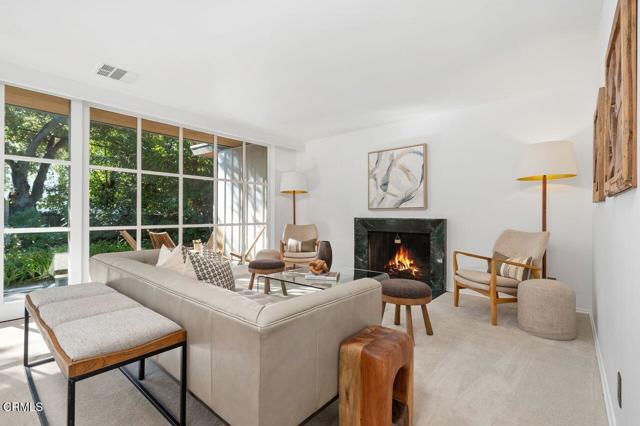 Detail Gallery Image 8 of 40 For 314 San Juan Way, La Canada Flintridge,  CA 91011 - 4 Beds | 2 Baths