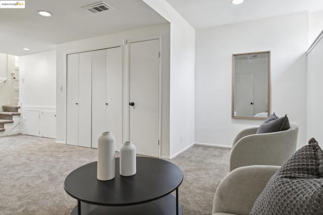 2900 Sheffield Ave, Oakland CA: https://media.crmls.org/mediaz/bc756485-82f0-42d2-931d-429bb8ee14eb.jpg