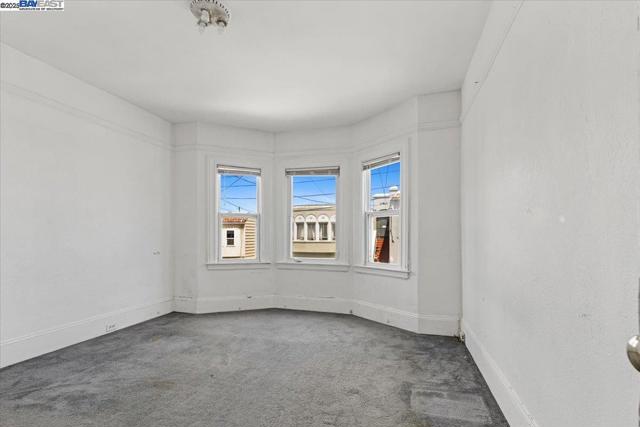 40 Acton St, Daly City CA: https://media.crmls.org/mediaz/bc773508-d54e-49e0-8f78-35a7d15a9ca4.jpg