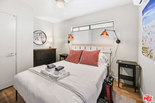 12784 Via Cortina, Del Mar CA: https://media.crmls.org/mediaz/bc777ceb-f5fd-4823-807c-2d0f7c3ac967.jpg