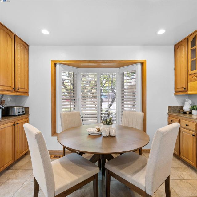 18767 Lamson Rd, Castro Valley CA: https://media.crmls.org/mediaz/bc77f2e5-c51d-43ae-9d9e-529b73af24c6.jpg