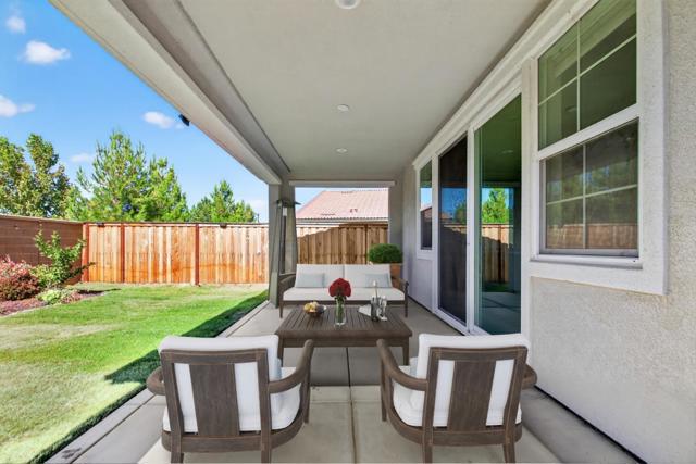 6640 Silverleaf Court, Tracy CA: https://media.crmls.org/mediaz/bc78a7e2-b5f9-4621-9262-cc0a04dca551.jpg