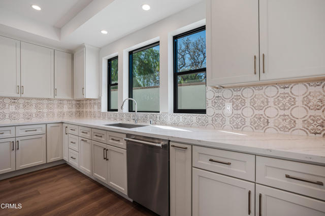 Detail Gallery Image 8 of 32 For 136 N Oakview Dr #101,  Thousand Oaks,  CA 91362 - 2 Beds | 2/1 Baths