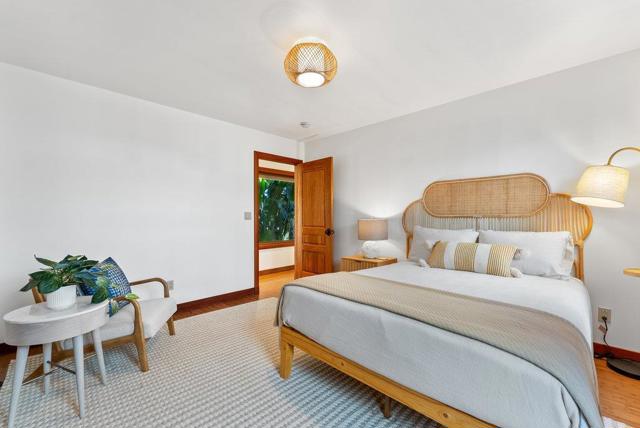 4790 Opal Cliff Drive, Santa Cruz CA: https://media.crmls.org/mediaz/bc7961db-0b82-42d5-9ec6-558a5063c695.jpg