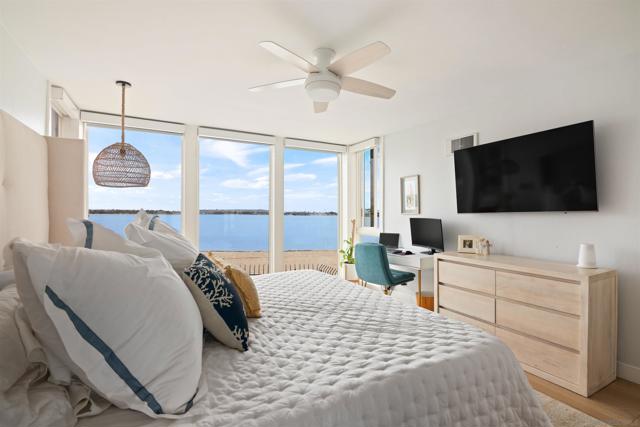 1221 Parker Pl, San Diego CA: https://media.crmls.org/mediaz/bc796fc0-bdbb-4ff2-9e0f-90009ca24114.jpg