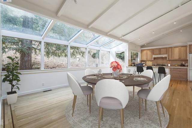 Image 3 of 39 For 15 Encina Pl