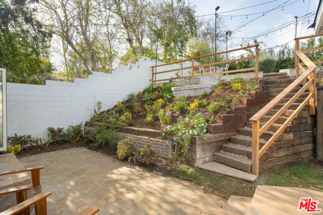 4405 Springdale Drive, Los Angeles CA: https://media.crmls.org/mediaz/bc7ac47d-337a-4a11-9f2a-d45433c1118c.jpg