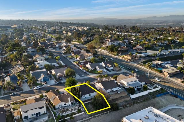 Detail Gallery Image 37 of 39 For 1347 Dorsey Way, Vista,  CA 92083 - 3 Beds | 2 Baths