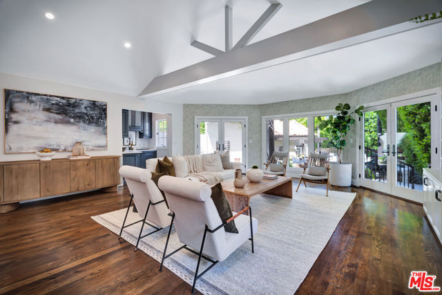 14071 Roblar Road, Sherman Oaks CA: https://media.crmls.org/mediaz/bc7d26c2-eb37-46d0-9656-961ac0a89191.jpg