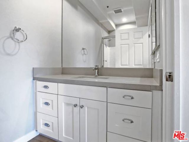 10560 SANTA MONICA, Los Angeles CA: https://media.crmls.org/mediaz/bc7e92d6-3ee6-46d2-9433-9e3ecd3a92a1.jpg